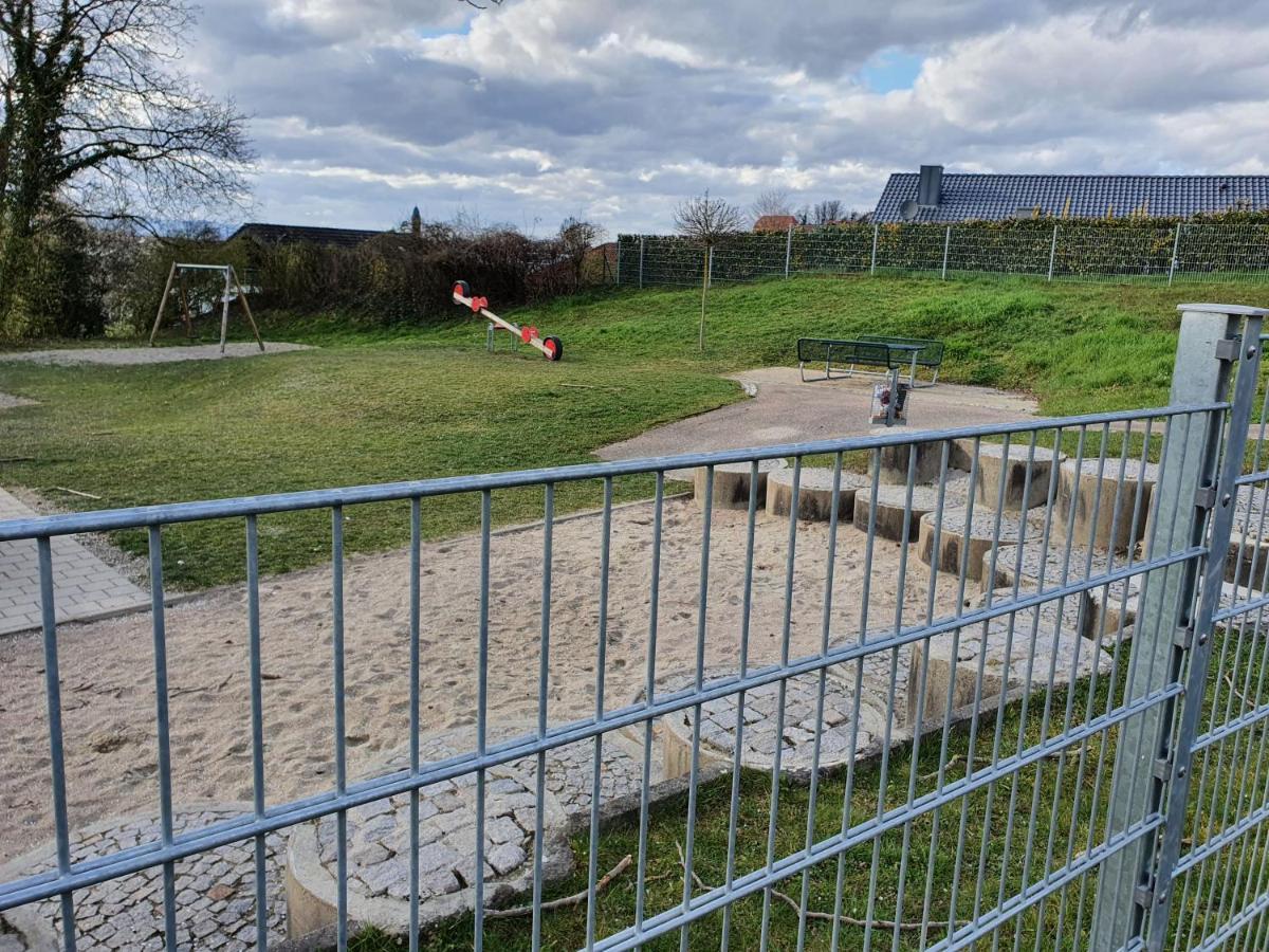 Ferienwohnung Zum Schlossblick Naehe Europa Park Mahlberg Exterior foto